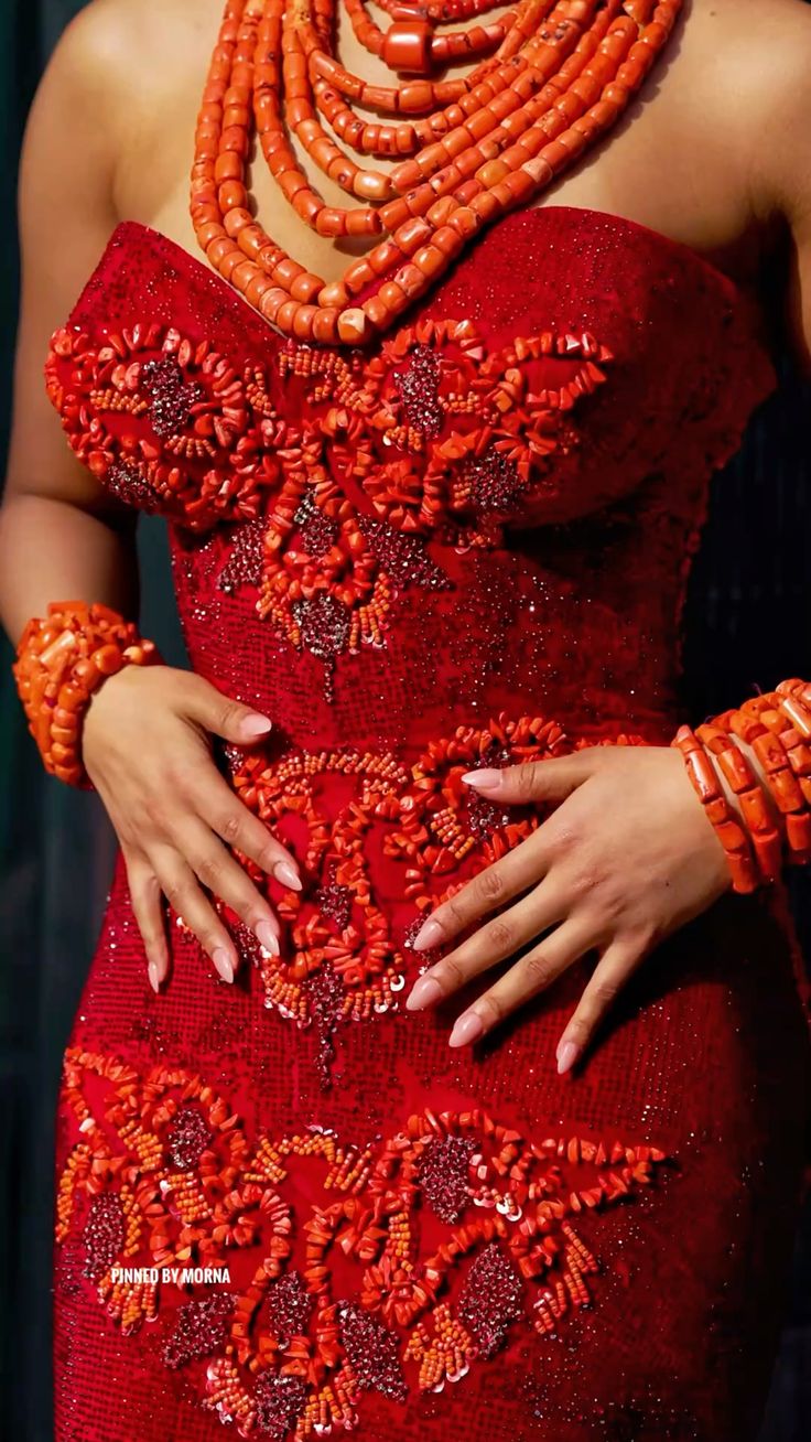 oréva bridal collection, bride wearing bead jewelry on her wedding day